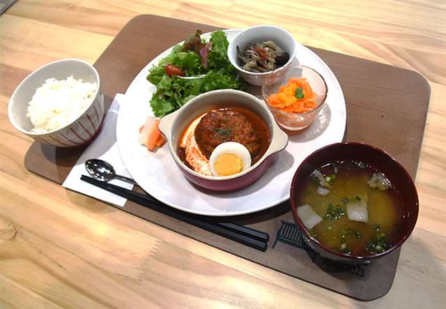 おいしい出合い さくらのカフェ ｇｒｅｅｎ ｂｅｎｃｈ プレートランチ 栄養満点 彩りも良く 秋田魁新報電子版